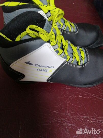 Лыжные ботинки