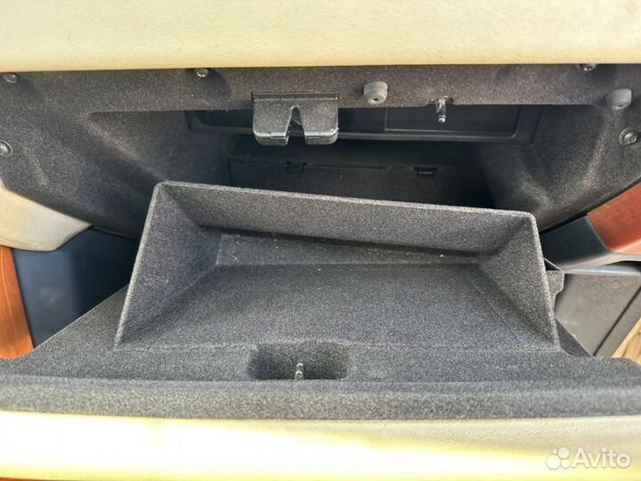 Бардачок Land Rover Range Rover M62B44 2004