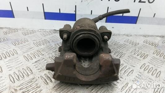 Суппорт тормозной передний правый skoda octavia A5