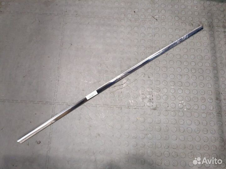 Молдинг стекла Volkswagen Phaeton, 2008