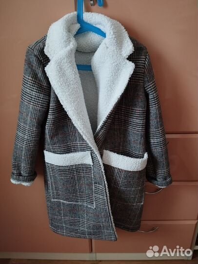 Пальто на девочку