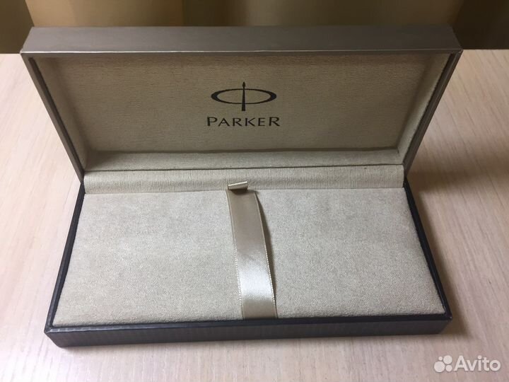 Коробка для ручки паркер