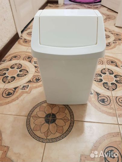 Мусорные корзины