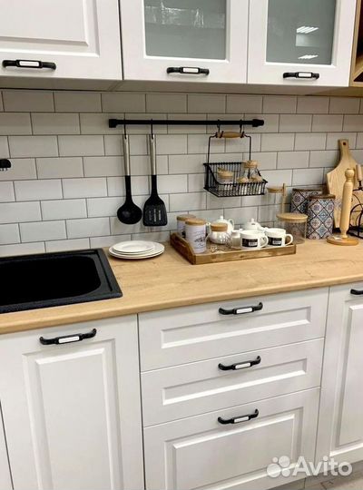 Кухонный гарнитур угловой