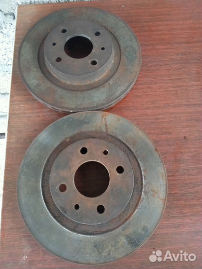 Передние тормозные диски r 14