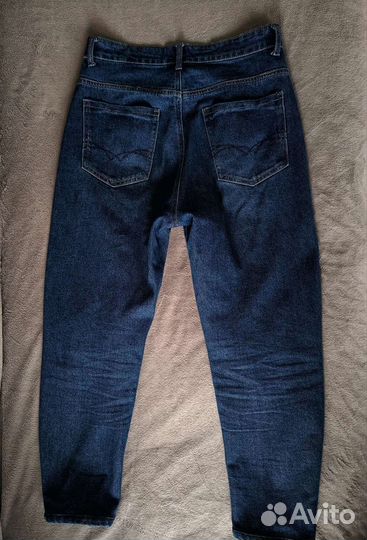 Синие джинсы бананы