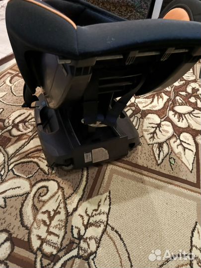 Детское автокресло