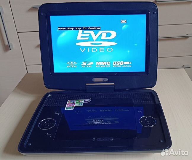 Портативный DVD плеер
