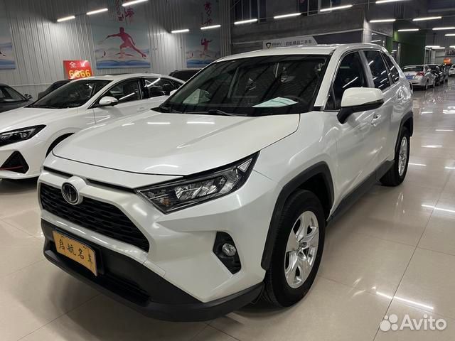 Toyota RAV4 2.0 CVT, 2020, 45 000 км