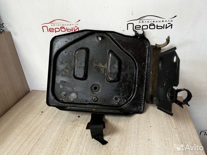 Площадка аккумулятора Fiat Albea