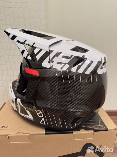 Шлем эндуро Leatt Moto 9.5 Carbon Helmet Kit White
