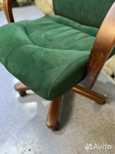 Компьютерное кресло