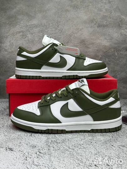 Кроссовки Nike Dunk Low 