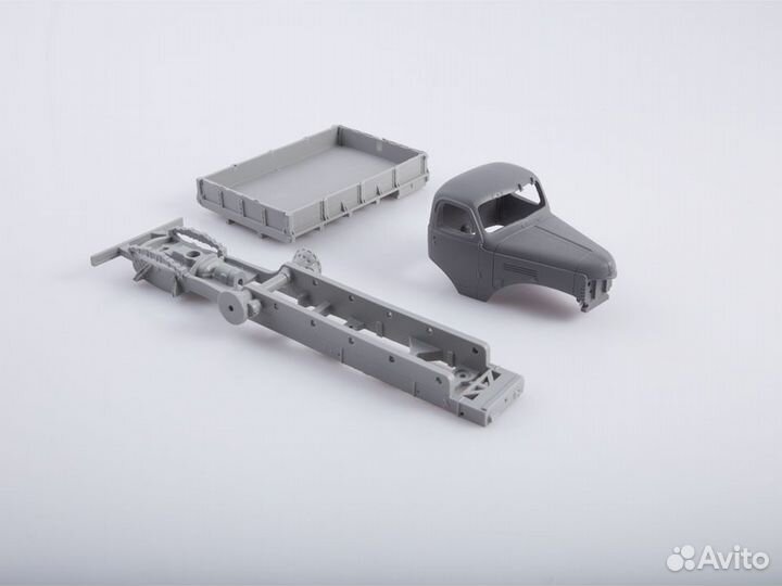 1:43 Сборная модель зис-153 полугусеничный автомоб