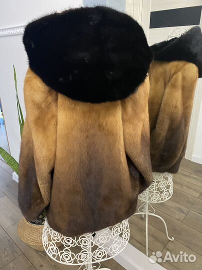 Шуба норковая с капюшоном