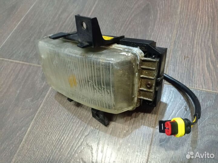 Противотуманка Опель Омега В