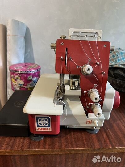 Оверлок для швейной машины
