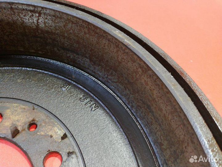 Тормозной барабан Toyota Hilux Pick Up KUN25