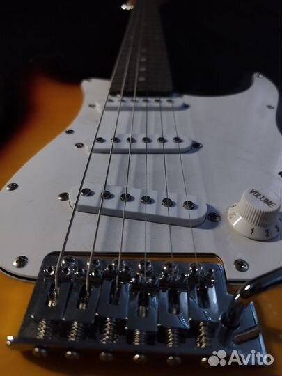 Электрогитара