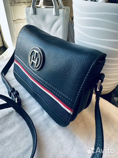 Сумка. Tommy Hilfiger. Нат кожа. Оригинал
