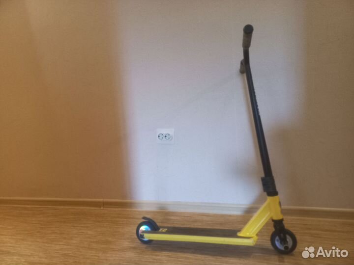 Трюковой самокат explore