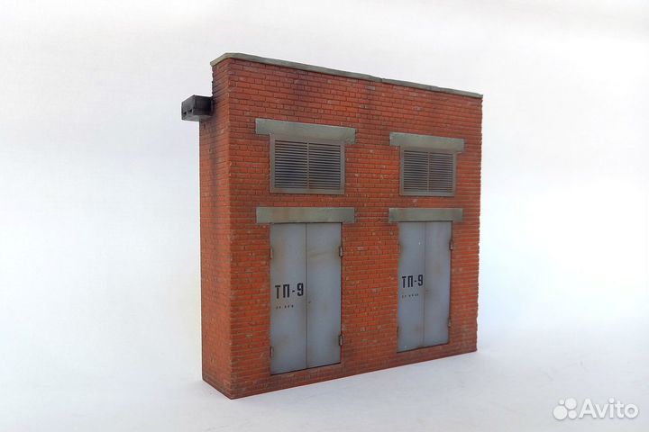 Фрагмент трансформаторной подстанции. Макет 1/43