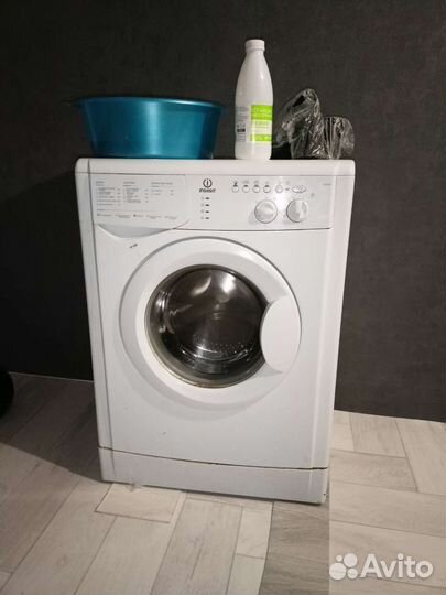 Стиральная машина indesit