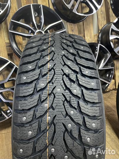 Nokian Tyres Hakkapeliitta 9 235/45 R17 97T