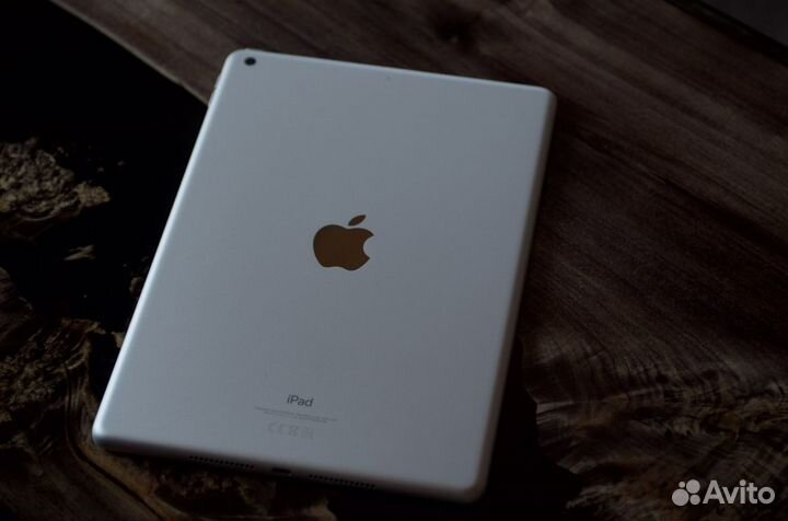 Apple iPad 2019 10.2 (7-поколение) 32Gb