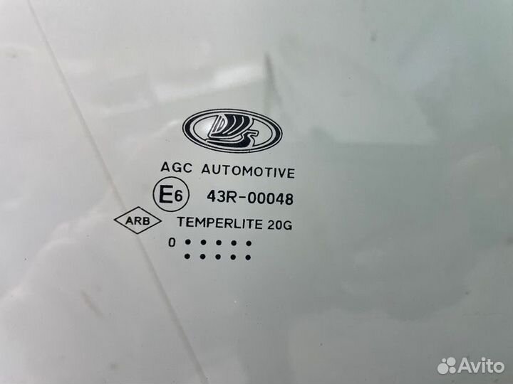 Стекло двери заднее левое LADA X-Ray Cross