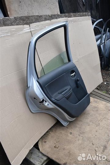 Дверь задняя левая Citroen C3 хетчбек TU3A 1.4