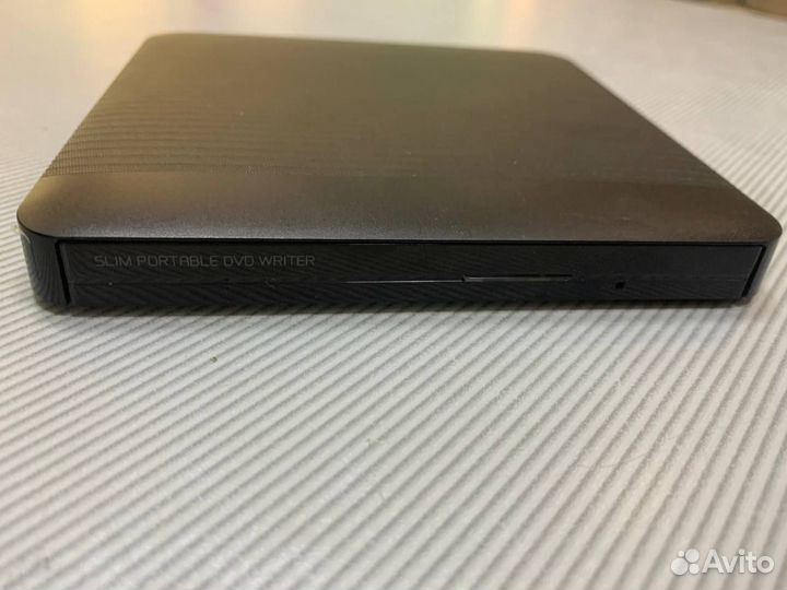 Оптический привод Hitachi-LG Data Storage(61)