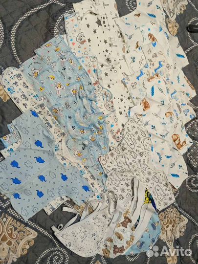 Продам детские вещи с рождения до 4месяцев