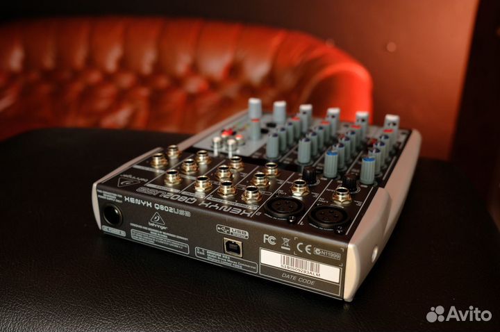 Микшерный Пульт Behringer + аксессуары