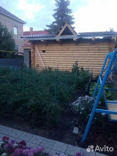 Бригада строителей