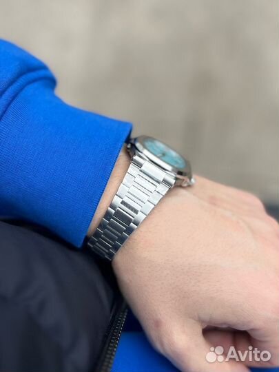 Часы patek philippe nautilus tiffany