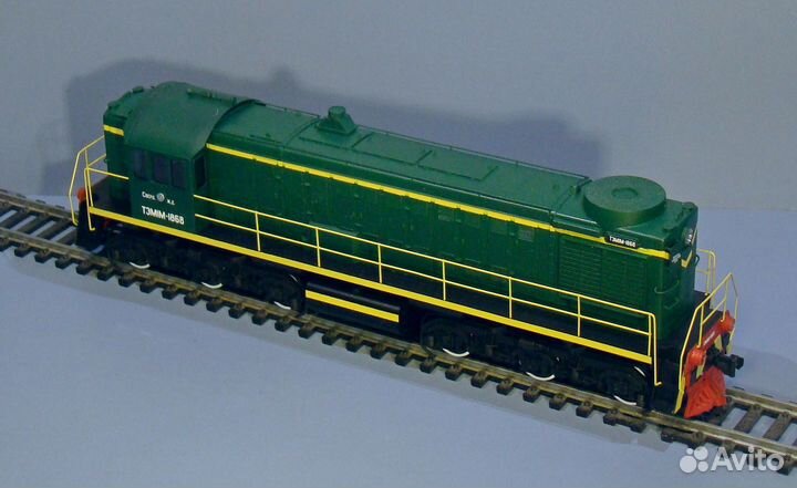Маневровый тепловоз тэм-1М 1868 в масштабе H0 1/87
