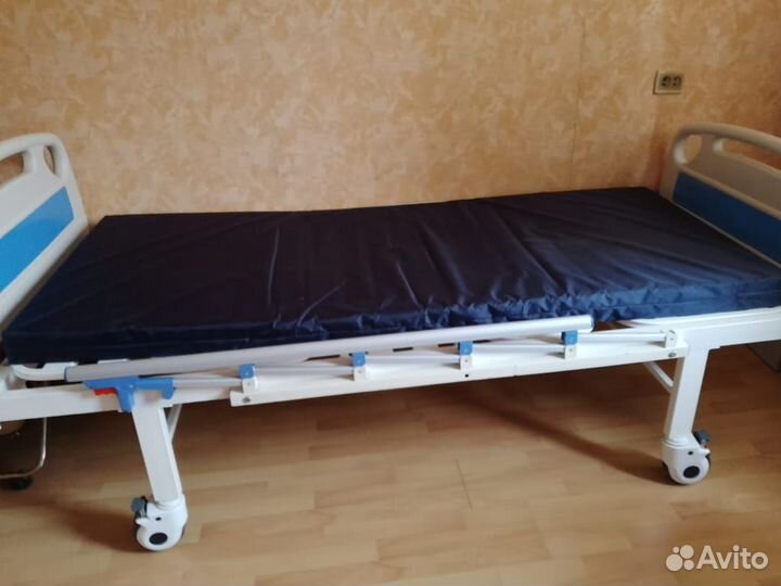Кровать медицинская для лежачих
