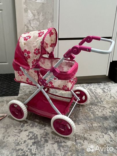 Коляска кукольная