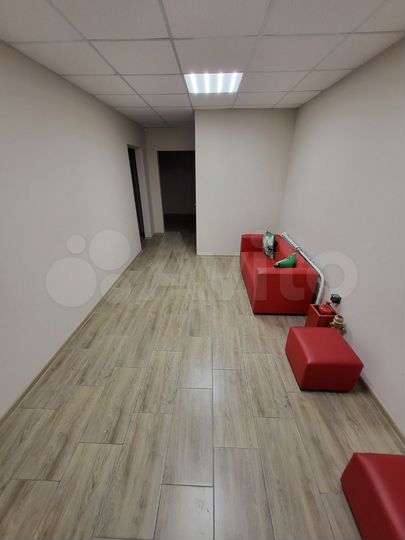 Торговая площадь, 25 м²