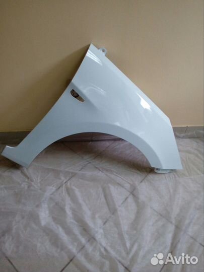 Крыло переднее Hyunday solaris в цвет авто