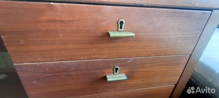 Письменный стол мид-сенчури