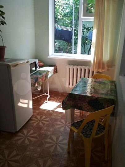 Комната 18 м² в 5-к., 1/1 эт.