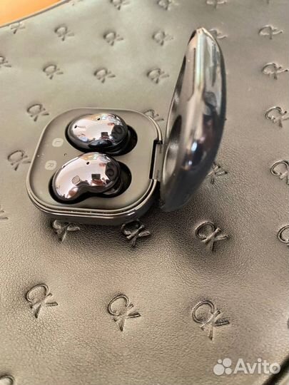 Наушники samsung buds live. Беспроводные