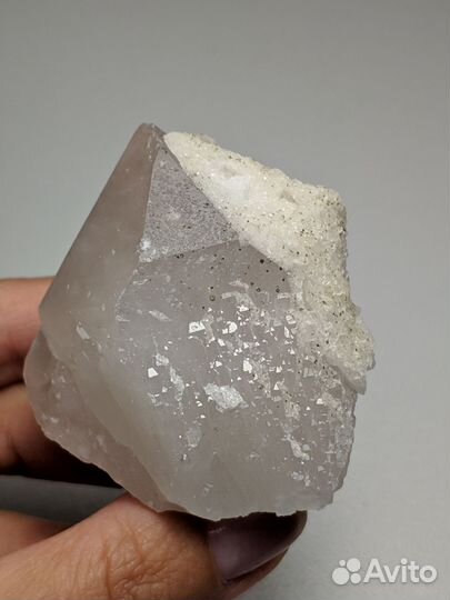 Кристалл горный хрусталь