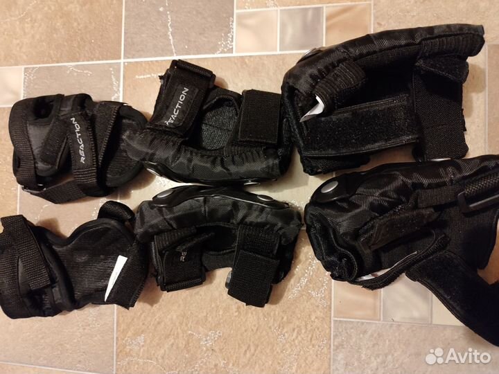 Детская защита, наколенники, налокотники,запястья