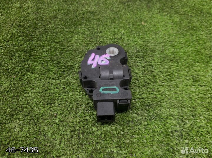 Сервопривод заслонки печки BMW E91 (E90)