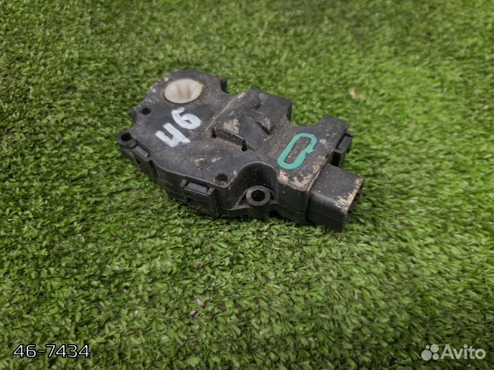 Сервопривод заслонки печки BMW E91 (E90)