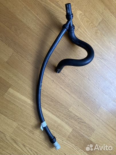 Шланг печки выходной 15834773 Tahoe Escalade