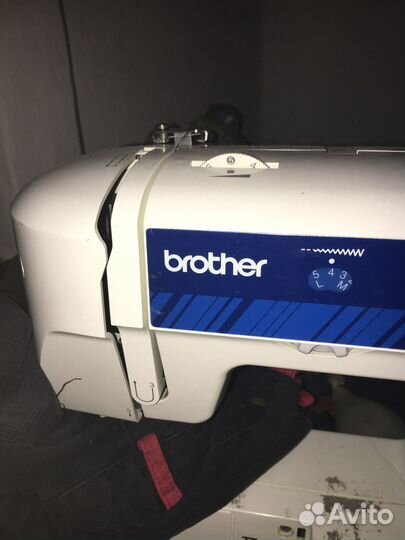 Швейная машина Brother